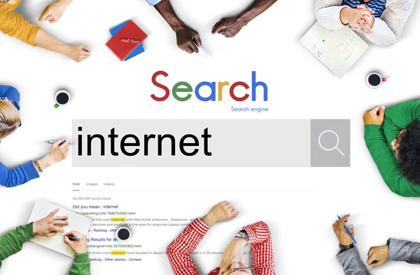 インターネット検索の概念 — ストック写真