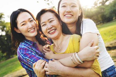 Anne ile kızı mutluluk 