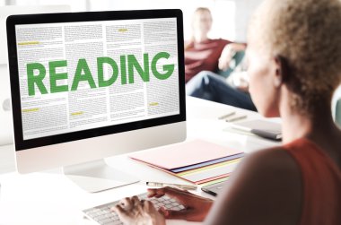 iş kadını okuma gazete 