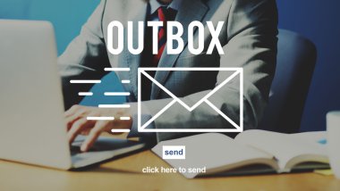 bilgisayarla çalışma iş adamı