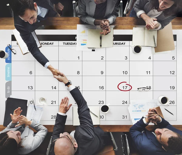 Concepto de calendario y gente de negocios —  Fotos de Stock