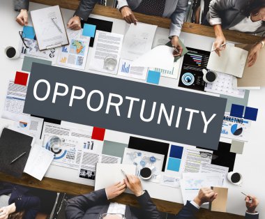 Ofiste çalışan iş adamları