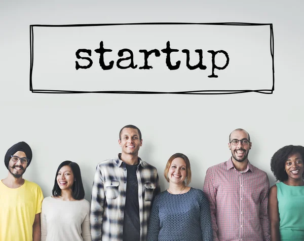 Diversità persone con start-up — Foto Stock