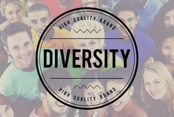 Młodzi ludzie różnorodności razem — Zdjęcie stockowe