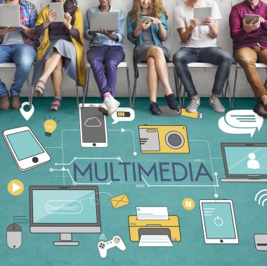 İnsanlar dijital araçları tarama