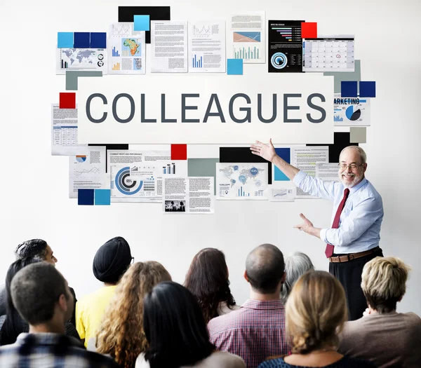 People at seminar with colleagues — Stock Photo, Image