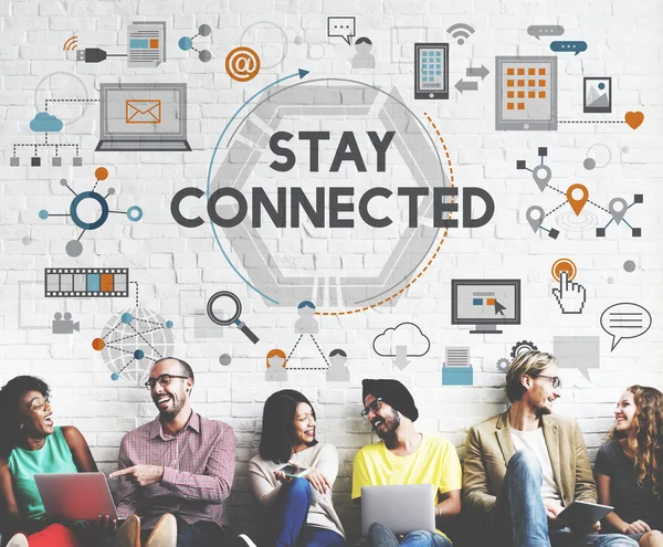 Diversity friends near wall with stay connected — Stock Photo, Image