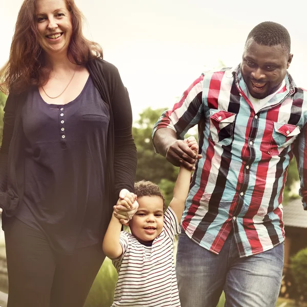 Familie Spending time saamhorigheid — Stockfoto