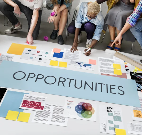 yere bakan çeşitlilik kişiler