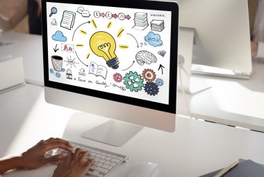 ampul monitörde bilgisayarla