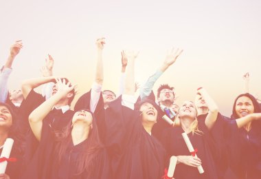 Öğrenciler kapaklar hava atmak