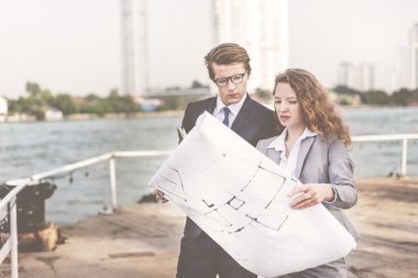 Planlama ve inşaat Mimarlar tartışmak