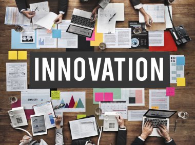 iş adamları beyin fırtınası 