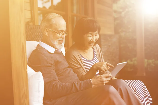 Couple spending time together — Stock Photo, Image