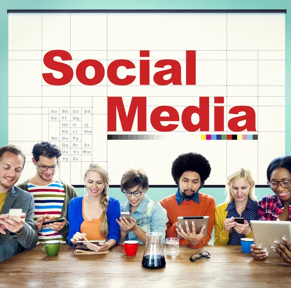 Conceito de rede de mídia social — Fotografia de Stock