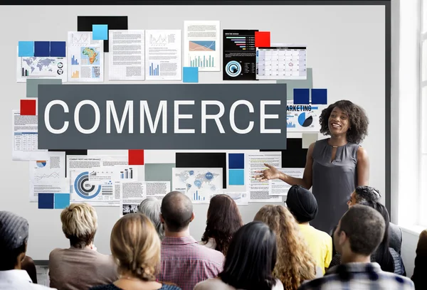 People at seminar with commerce — Stock Photo, Image