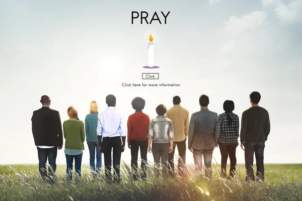 Persone multietniche e concetto di preghiera — Foto Stock