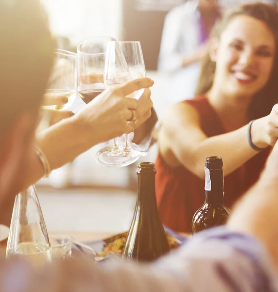 People cheers with glasses — Stock Photo, Image