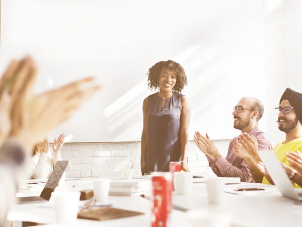 Gente de negocios trabajando — Foto de Stock