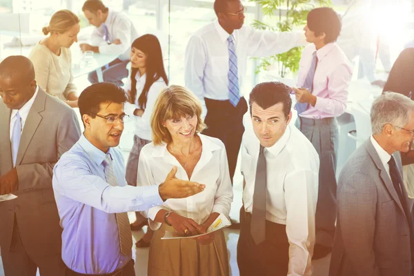 Equipo empresarial trabajando juntos — Foto de Stock