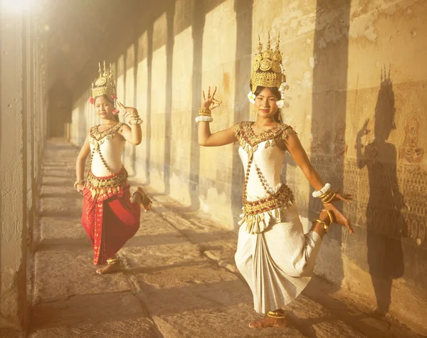 Traditional Aspara Dancers — Stock Photo, Image