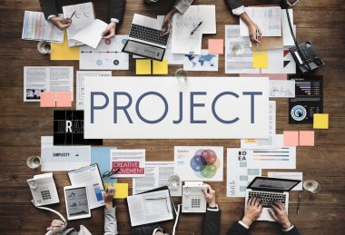 Ofiste çalışan iş adamları