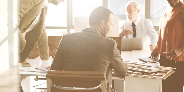 Imprenditori che lavorano — Foto Stock