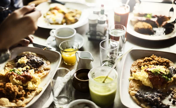 Food and beverages on Table