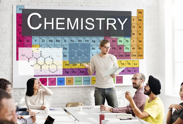 Zakelijke bijeenkomst met chemie — Stockfoto