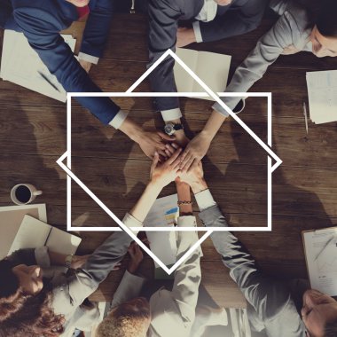 iş adamları müzakere masasına çalışma