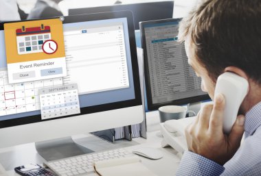 bilgisayarla iletişim takvim çalışma iş adamı