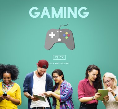 İnsanlar internet'te sörf