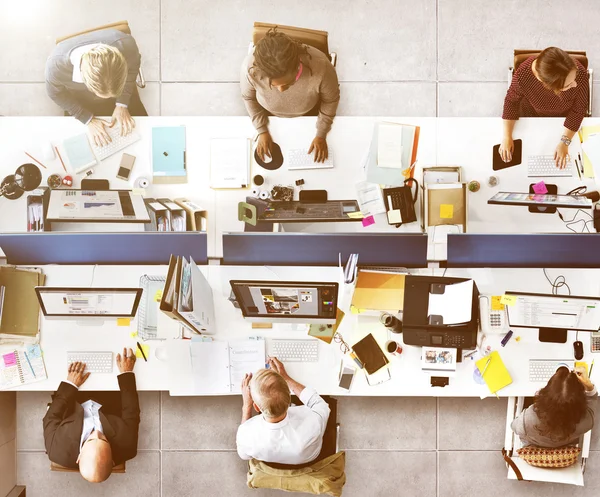 Gente de negocios en la oficina en la reunión — Foto de Stock