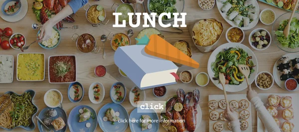 Människor och god mat med Lunch — Stockfoto
