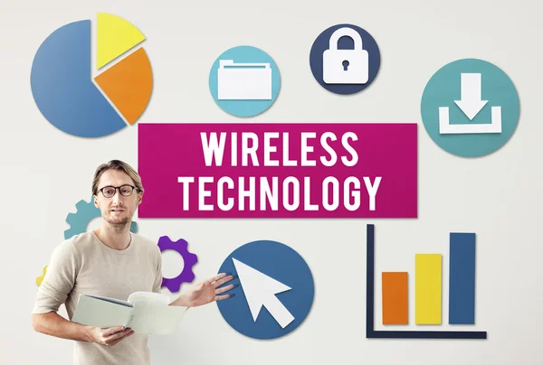 Businessman working with Wireless Technology — Stock Photo, Image
