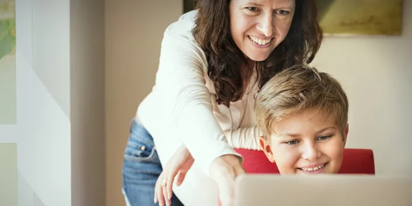 Mom and Son spending time Together — Stock Photo, Image