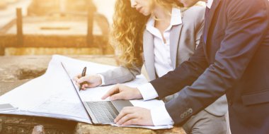 Planlama ve inşaat Mimarlar tartışmak