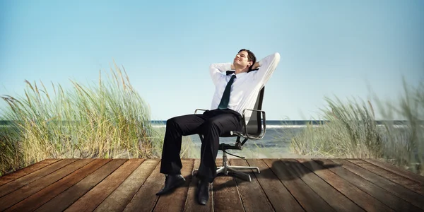 Businessman Relaxation in nature — Stock fotografie