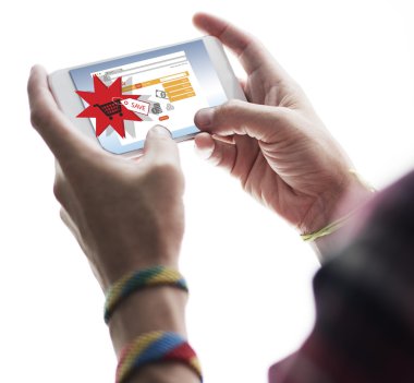 Akıllı telefonlu erkek eller