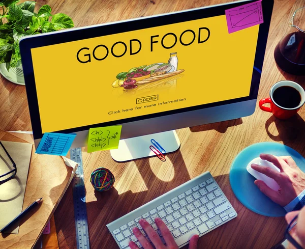 Man using computer and Good Food — Stock Photo, Image