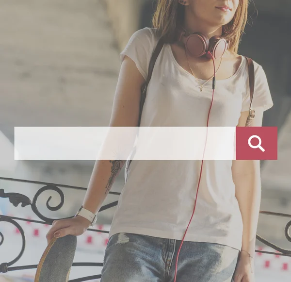 Smiling skater girl — Stock Photo, Image