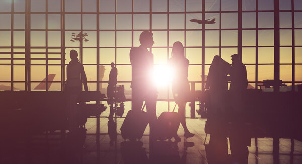 Силуэты бизнес-группы
