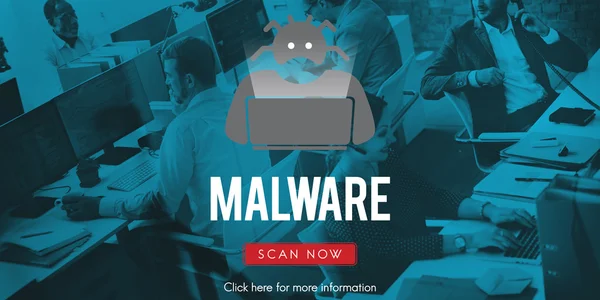 Personnes travaillant et Malware Concept — Photo