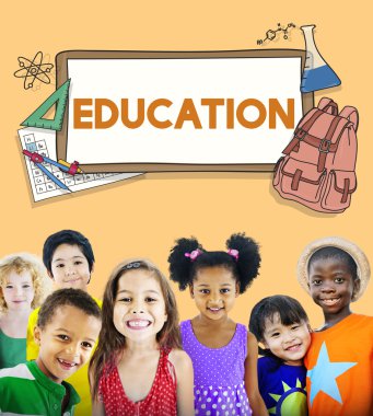 çocuklar birlikte ayakta