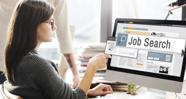 Geschäftsfrauen im Büro — Stockfoto