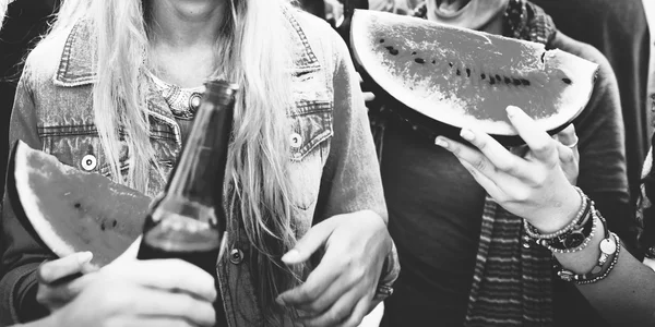 Girls eating watermelon and smiling — Stock Photo, Image