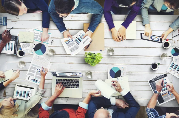 Gente de negocios trabajando — Foto de Stock