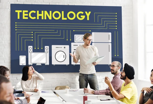 Geschäftstreffen mit Technologie — Stockfoto