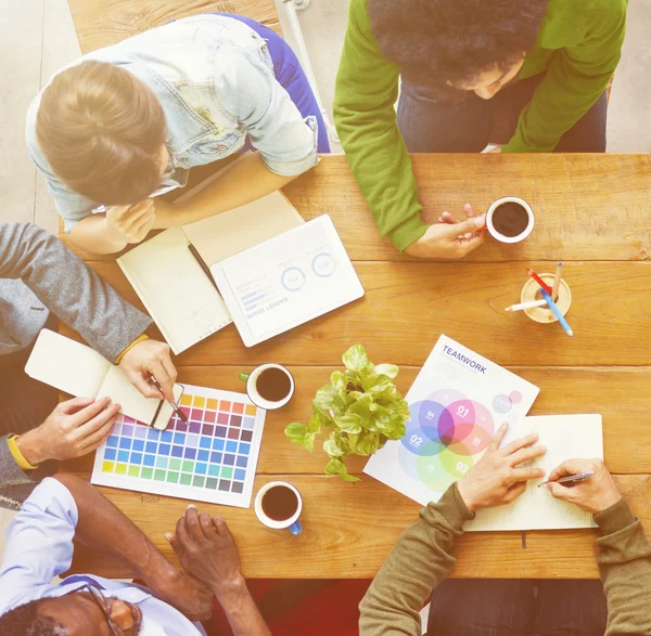 Groep van creatieve mensen — Stockfoto