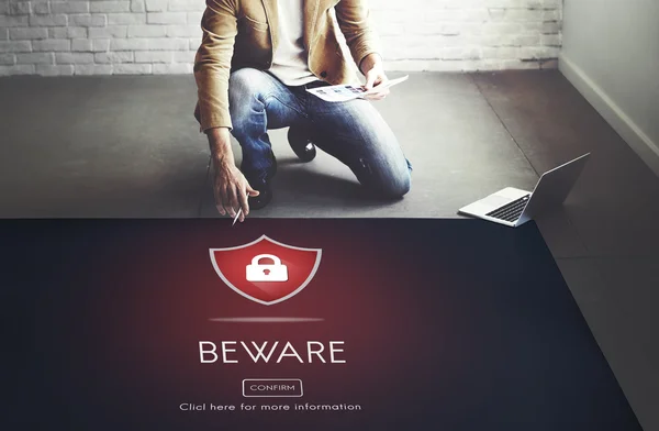 Werken met zakenman beware — Stockfoto